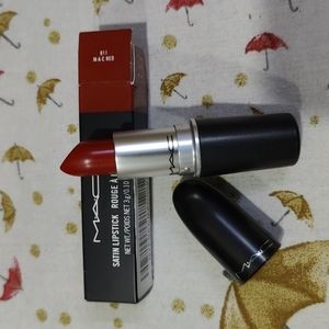 Mac red lipstick
